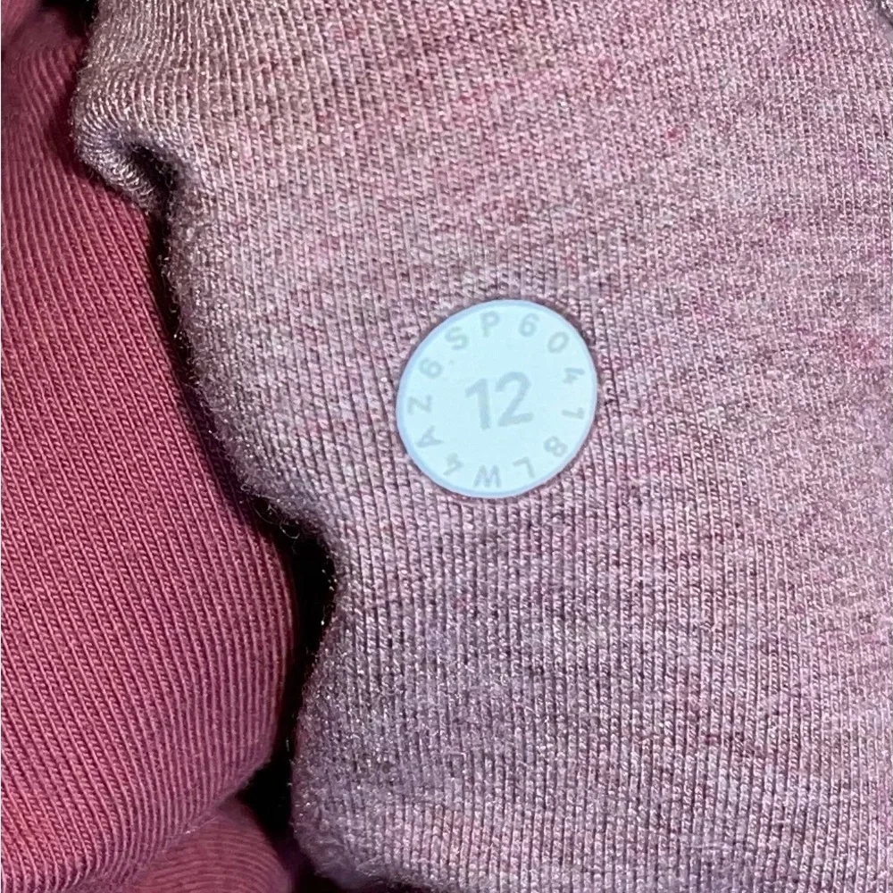 Lululemon Coast Easy Wrap - Picture 4 of 4